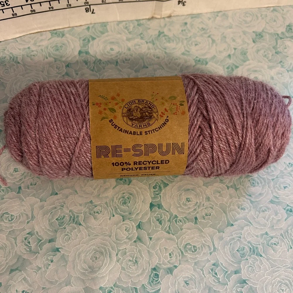 Lion Brand Re-Spun 100% Recycled Polyester Yarn 1 Skein of Blush Rose - Picture 1 of 4
